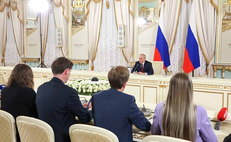 Президент РФ Владимир Путин ответил на вопросы журналистов. 29 июля 2023 года.