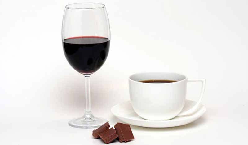 Чёрный кофе и Красное вино